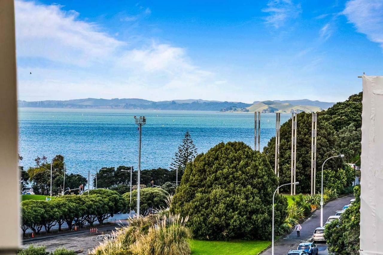 One Bedroom Apartment - Pool, Gym & Tennis Courts! Auckland Bagian luar foto